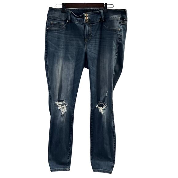 Torrid Women's Distressed Jeggings Size 20 - Picture 1 of 6